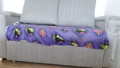 nath_dawson online show from April 16, 12:27 pm