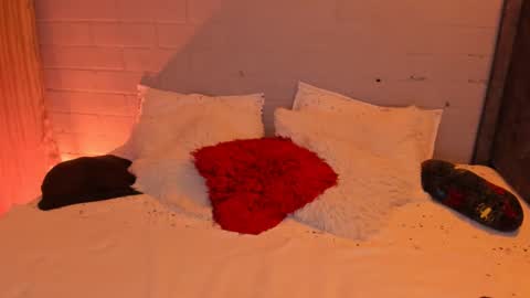 Snapshot of nathalia_evans chatting on September 28, 1:56 am Nataly independent model dont forget to leave your like that will help me grow as a model online show from September 28, 1:56 am