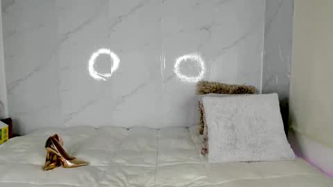 Nathalia    online show from September 11, 4:02 am