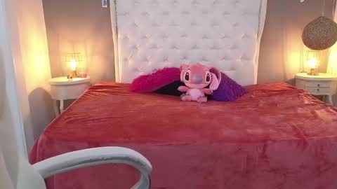 nathaly_blue online show from December 12, 7:04 pm