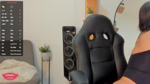 nathalyxx_ online show from January 23, 2:28 pm