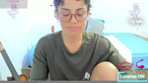 natt_op online show from April 2, 11:57 pm