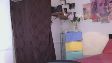 Snapshot of natty_01 chatting on March 3, 9:38 am natalia online show from March 3, 9:38 am