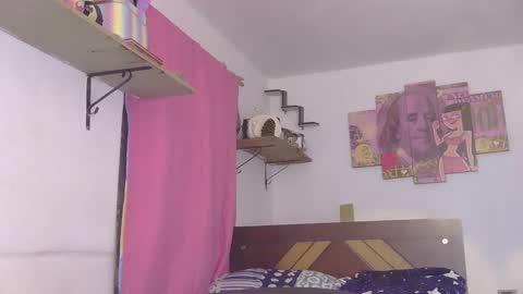 Snapshot of natty_01 chatting on February 2, 8:57 am natalia online show from February 2, 8:57 am