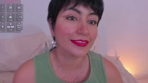 Nathalie online show from December 3, 7:16 pm