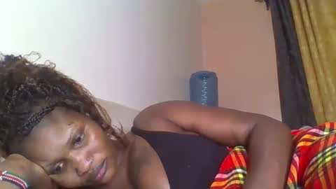 naughty8779 online show from September 22, 3:16 am