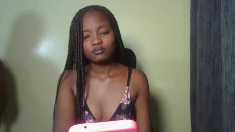 naughty_aura online show from January 10, 11:48 am