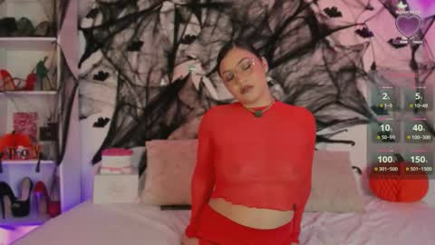 HAPPY HOUR online show from October 29, 11:07 pm