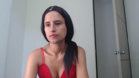 naughtygirl5555555 online show from December 4, 8:53 pm