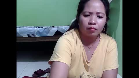 naughtymom26 online show from February 1, 2:02 pm