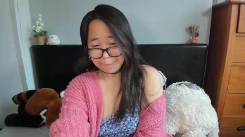 Gigi Chu  online show from February 19, 11:10 am