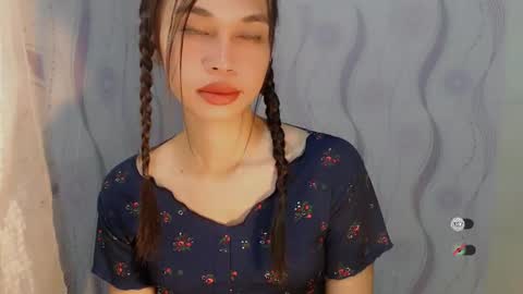 Celine online show from March 30, 11:48 pm