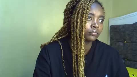 naughybitch online show from February 21, 8:59 am