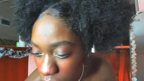 Snapshot of nayah_williams chatting on December 14, 2:44 am Nayah Williams - OnlyFans online show from December 14, 2:44 am
