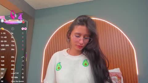 Naye  online show from January 8, 3:43 am