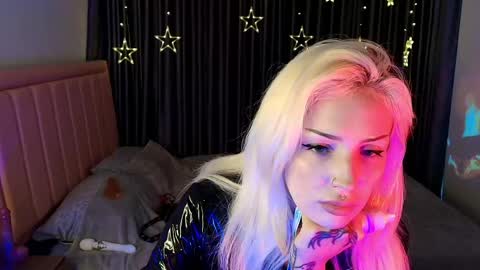 necroblonde online show from May 10, 6:26 am