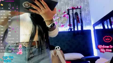 Snapshot of nekomisaki chatting on September 29, 11:37 am Miah online show from September 29, 11:37 am