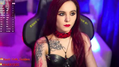 Snapshot of nelle_ chatting on September 20, 5:50 am online show from September 20, 5:50 am