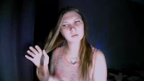 Nelli online show from November 23, 10:00 pm