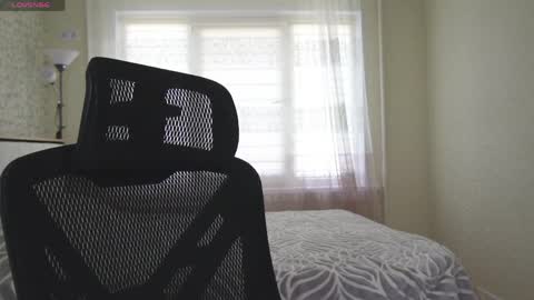 Nellie online show from April 2, 9:40 am