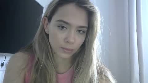 nelly_fortu online show from March 12, 12:30 pm