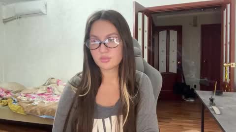 Snapshot of nellyfischer chatting on February 21, 8:27 pm Nelly online show from February 21, 8:27 pm