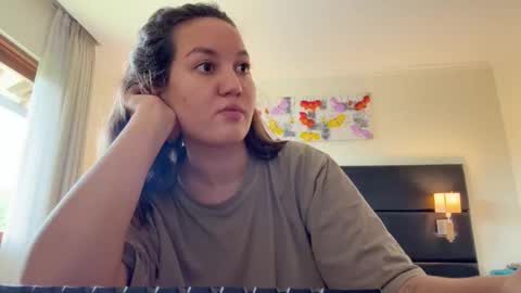 Nelly online show from December 22, 5:43 am