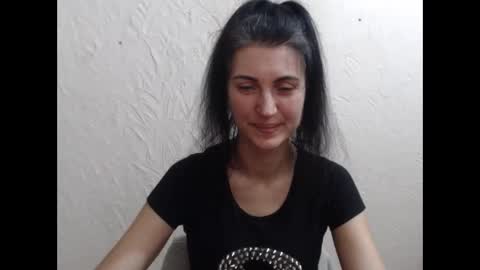 Nensy online show from January 13, 4:11 pm