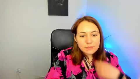 Nessa online show from December 16, 2:01 pm