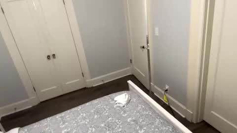 NessaLovesYouMore online show from March 1, 4:33 pm