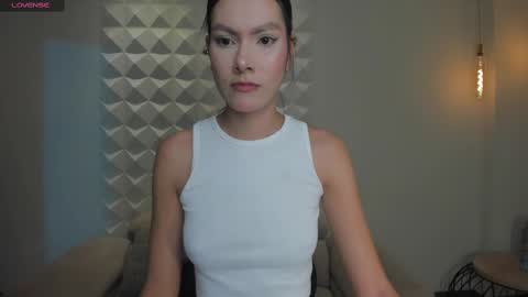 Snapshot of niasalvatore chatting on September 10, 1:49 am Call me Nia online show from September 10, 1:49 am