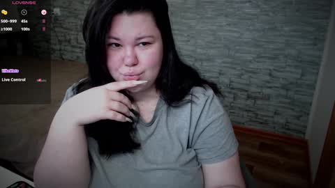 nicara_ online show from March 11, 10:18 am