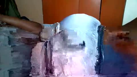 Snapshot of niceass_95 chatting on December 14, 10:02 am gabby online show from December 14, 10:02 am