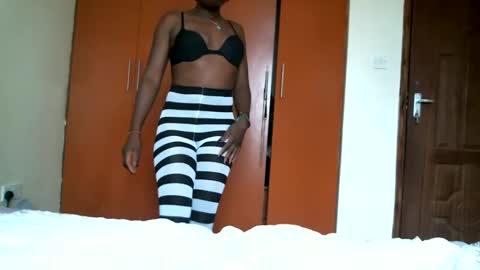 Snapshot of niceass_95 chatting on March 12, 11:31 am gabby online show from March 12, 11:31 am