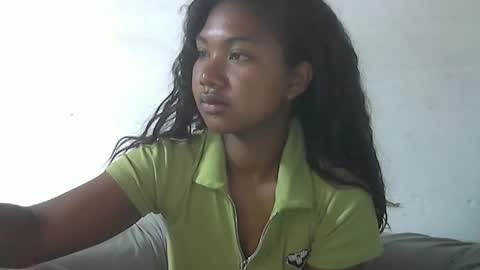 nickiqqyuu online show from May 14, 12:05 am