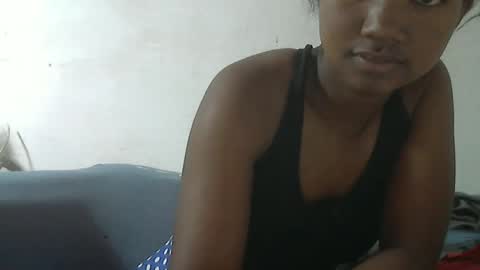 nickiqqyuu online show from May 16, 11:48 pm