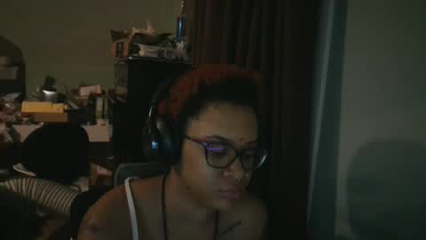 nickythehawtie online show from February 7, 1:09 am