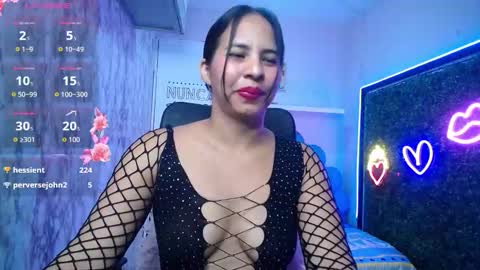 nicol_ross19 online show from March 10, 3:21 am