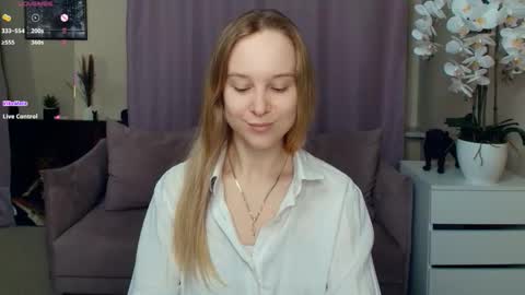 Nicoletta online show from February 14, 7:16 pm