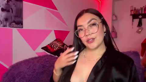 Nicole online show from December 23, 6:17 am