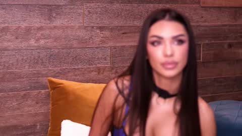 Nicole online show from October 8, 7:46 am