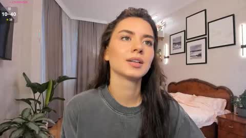 Dua Lipa online show from October 30, 1:12 pm
