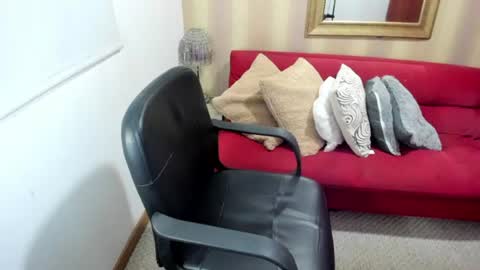 Nicolettcolin  online show from June 25, 7:26 pm