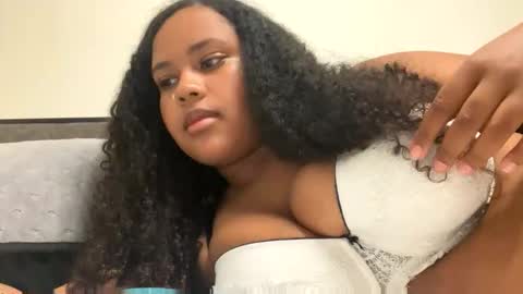 nicolette356 online show from October 18, 2:03 am