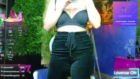 Nicolle online show from February 12, 11:34 am