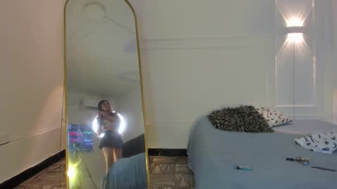 Nicol online show from March 9, 10:02 pm