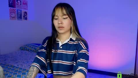 NicoRobin777 online show from April 28, 3:54 am