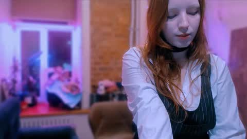 Lilitht online show from December 21, 7:49 pm