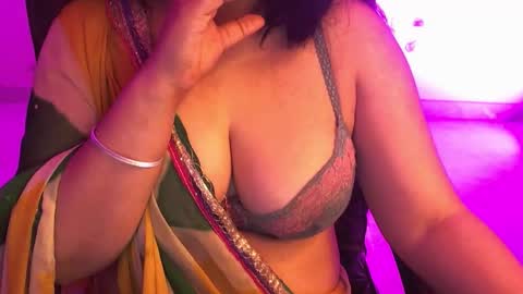 nightqueen107446 online show from November 18, 5:19 am