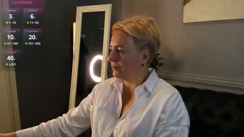 Nika online show from November 23, 9:11 am